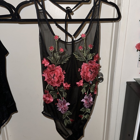 🚨SOLD🚨 - Picture 2 of 11